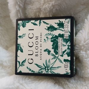 Gucci Bloom Acqua di Fiori soap